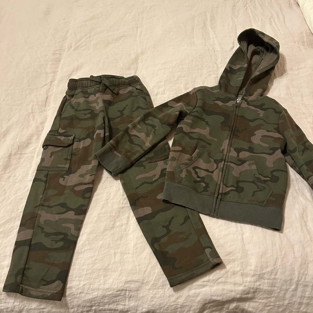 Jumping Beans sweat pants and zip up jacket.  Size 5 boys.
